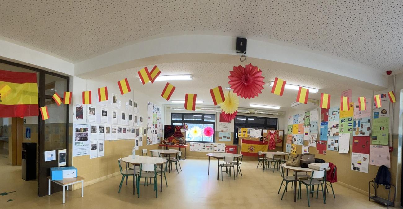 Día de la Hispanidad y Churros con chocolate caliente en las escuelas "Deu-la-Deu Martins" y "Secundária de Monção"