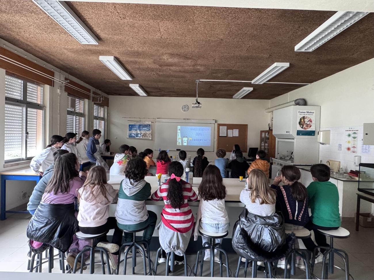 Clube da Ciência Divertida/ 3º ano - Escola Vale do Mouro