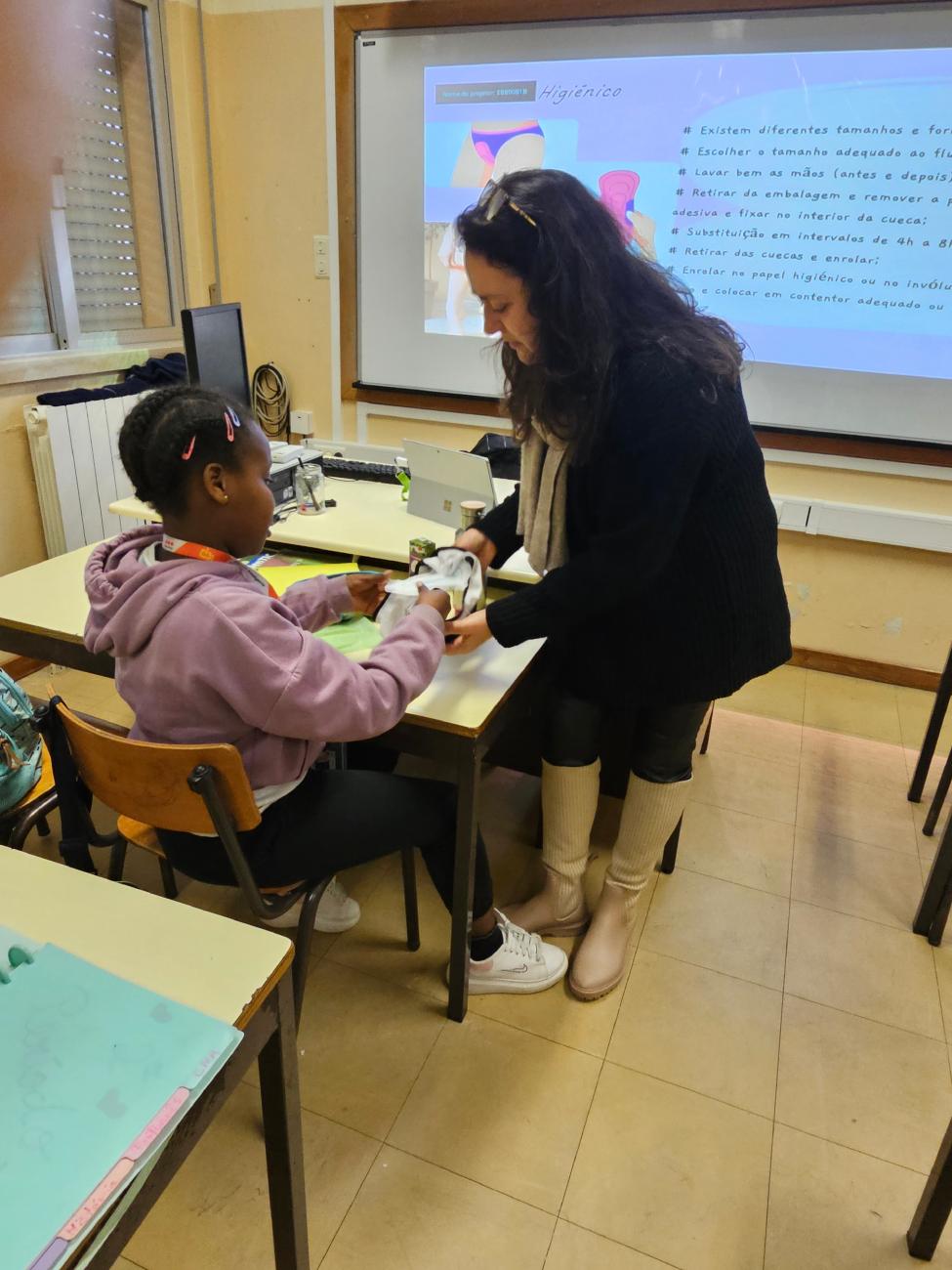 Vamos falar sobre menstruação