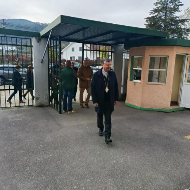 Bispo D. João Evangelista Lavrador na Escola Vale do Mouro